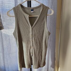 Old Navy Sleeveless Ribbed Button-Down Shirt - Olive